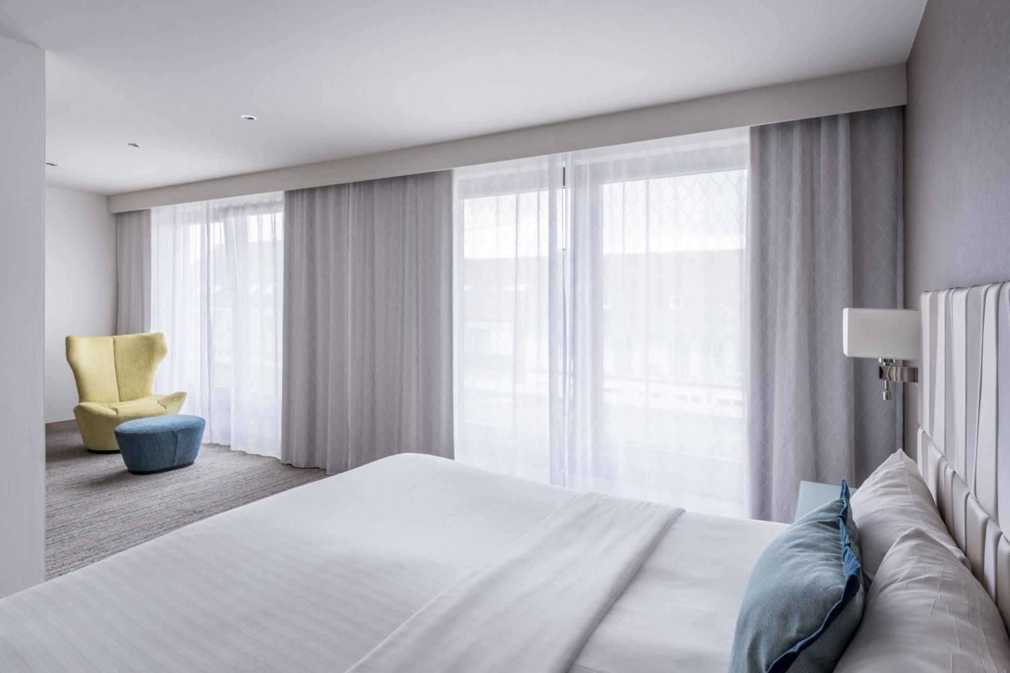 Courtyard By Marriott Munich City Center Exterior photo